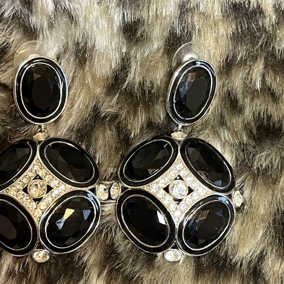 Black Bubble Rhinestone Earrings - Picture 3 of 10